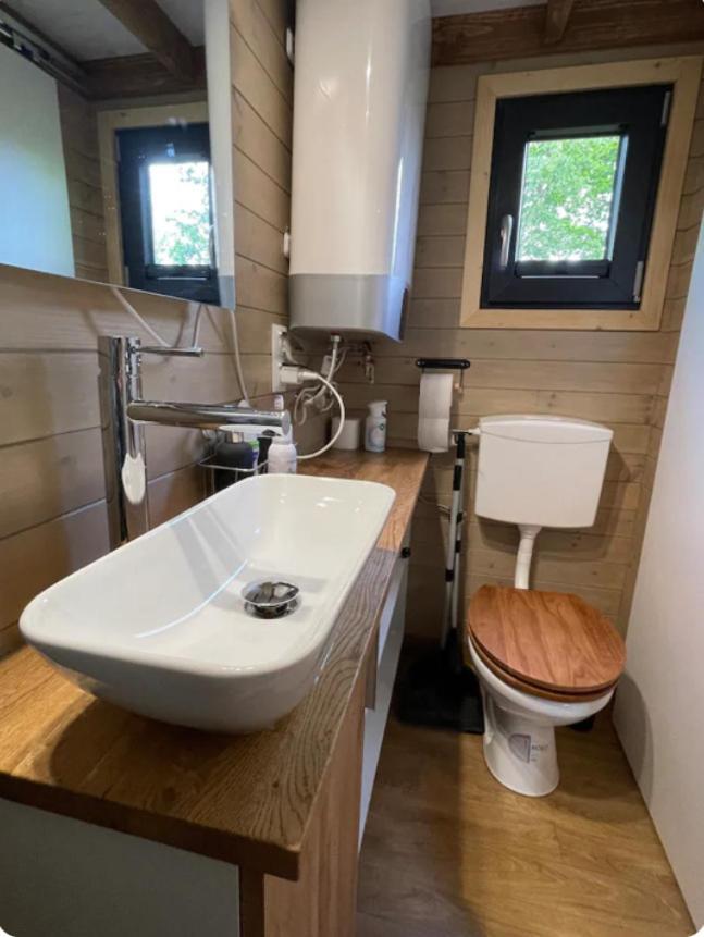 Affittacamere La Tiny House De Nanou Rochefort Esterno foto